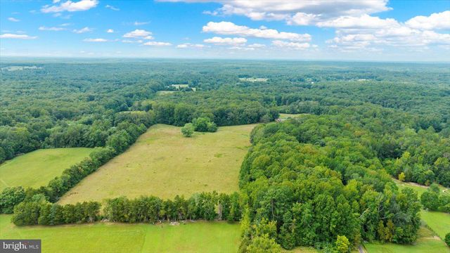 45 BOWLING FARM LN, Fredericksburg, VA 22406