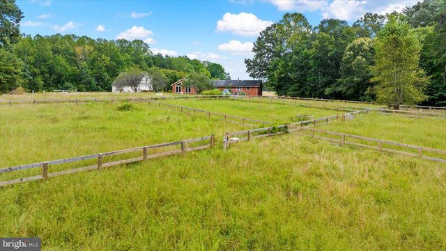 45 BOWLING FARM LN, Fredericksburg, VA 22406