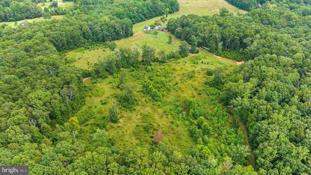 45 BOWLING FARM LN, Fredericksburg, VA 22406