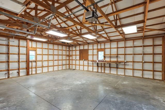 813 Galena Road, Ozark, MO 65721