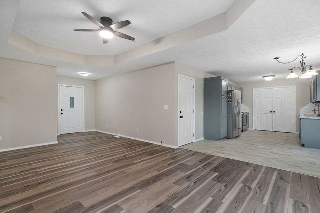 813 Galena Road, Ozark, MO 65721