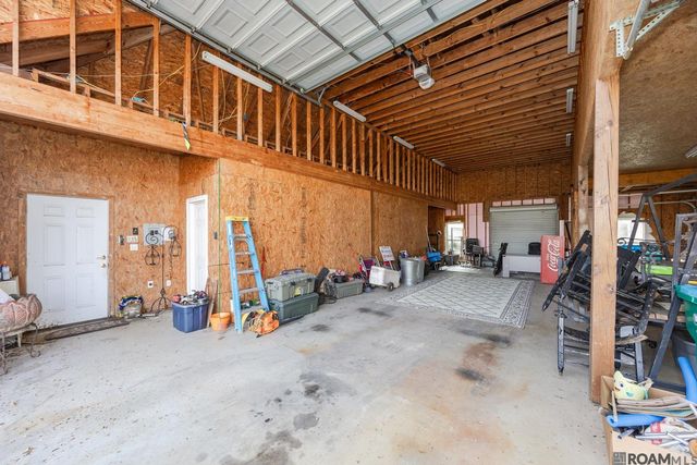 2145 Brittany Dr, Port Allen, LA 70767