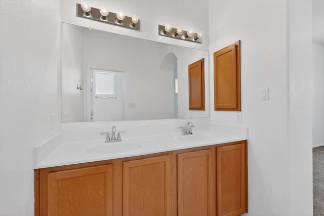 4328 Santo Domingo Street C, Santa Fe, NM 87507
