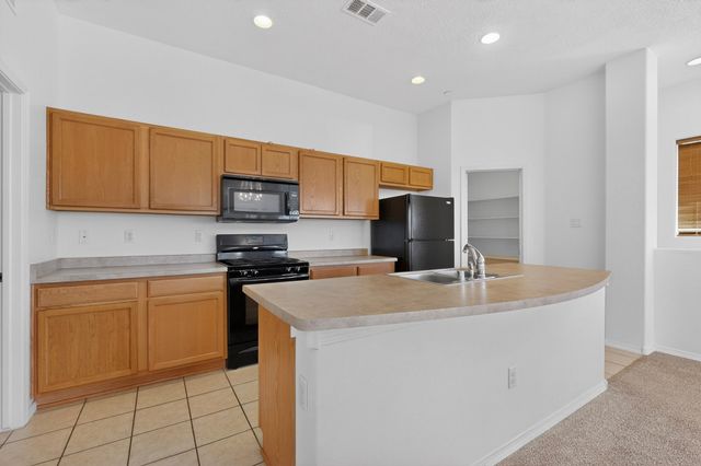4328 Santo Domingo Street C, Santa Fe, NM 87507