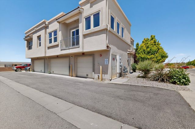 4328 Santo Domingo Street C, Santa Fe, NM 87507