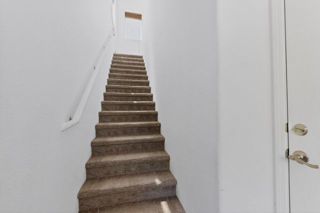 4328 Santo Domingo Street C, Santa Fe, NM 87507