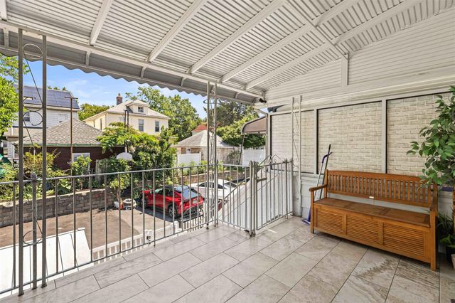 1570 Paulding Avenue, Bronx, NY 10462