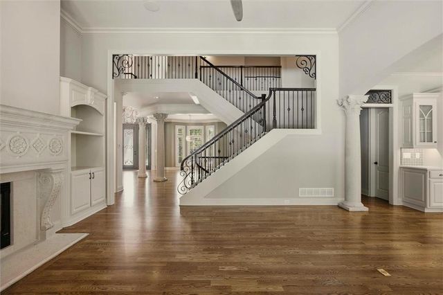 469 NW Riven Rock Place, Lee's Summit, MO 64081
