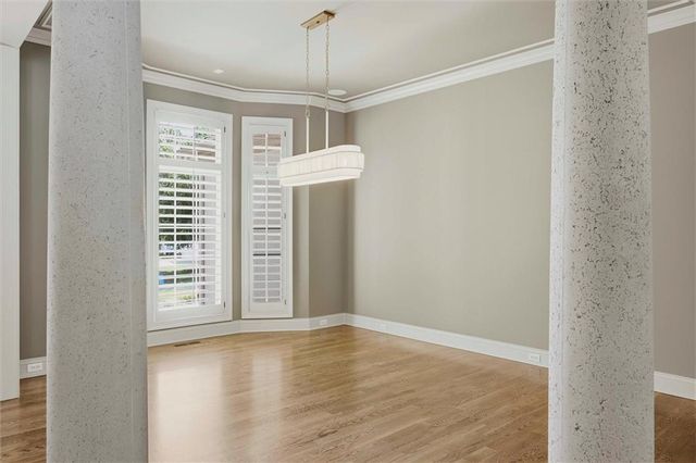 469 NW Riven Rock Place, Lee's Summit, MO 64081