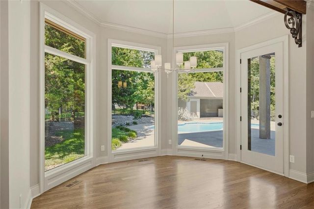 469 NW Riven Rock Place, Lee's Summit, MO 64081