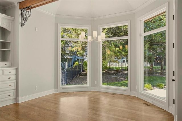 469 NW Riven Rock Place, Lee's Summit, MO 64081