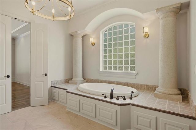 469 NW Riven Rock Place, Lee's Summit, MO 64081