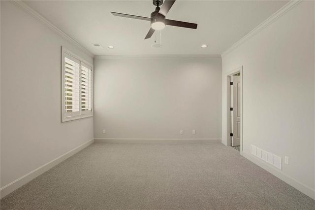 469 NW Riven Rock Place, Lee's Summit, MO 64081