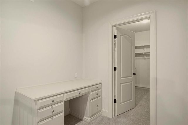 469 NW Riven Rock Place, Lee's Summit, MO 64081
