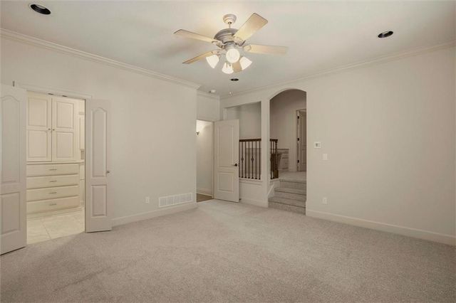 469 NW Riven Rock Place, Lee's Summit, MO 64081
