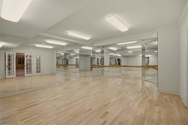 469 NW Riven Rock Place, Lee's Summit, MO 64081