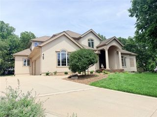 469 NW Riven Rock Place, Lee's Summit, MO 64081