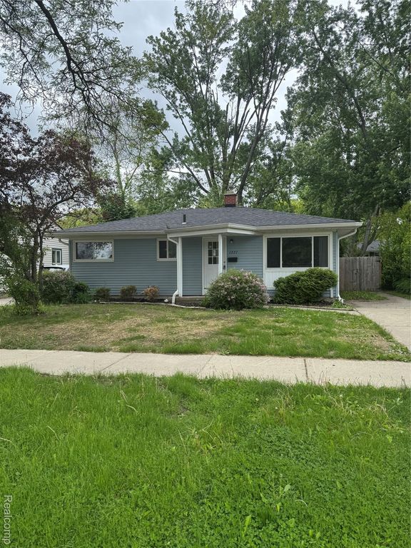 4227 Crooks Road, Royal Oak, MI 48073