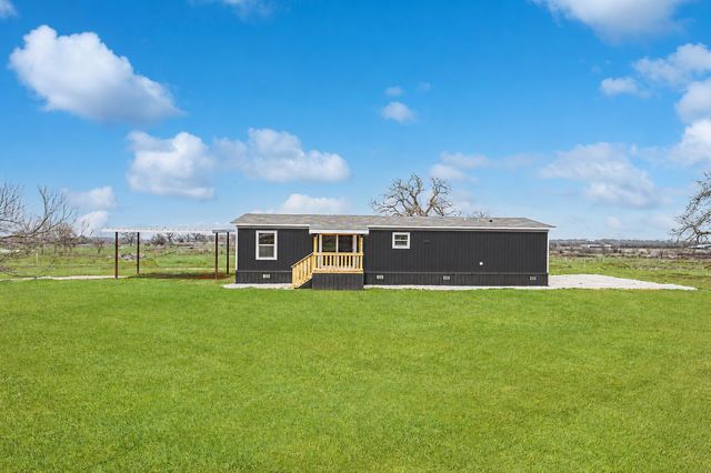 1000 Carnagie Road, Poolville, TX 76487
