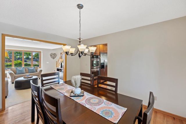 10954 Yukon Avenue S, Bloomington, MN 55438