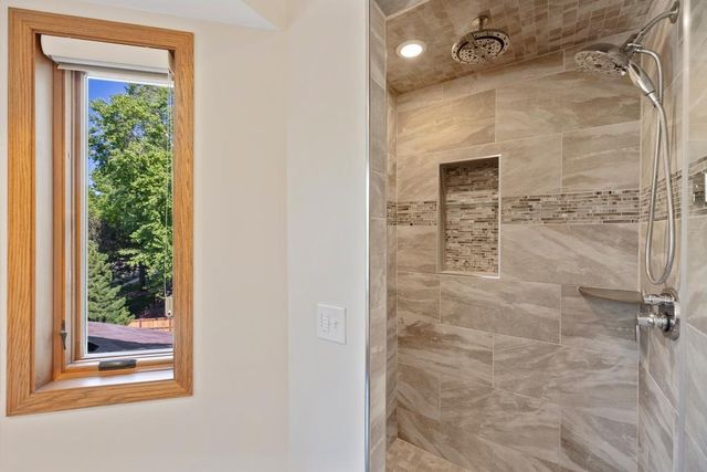 10954 Yukon Avenue S, Bloomington, MN 55438