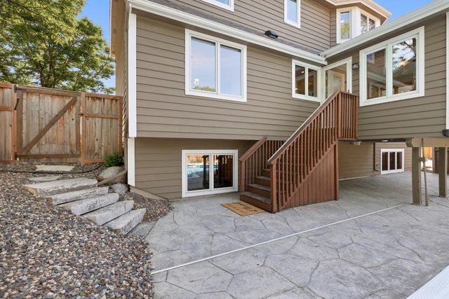 10954 Yukon Avenue S, Bloomington, MN 55438