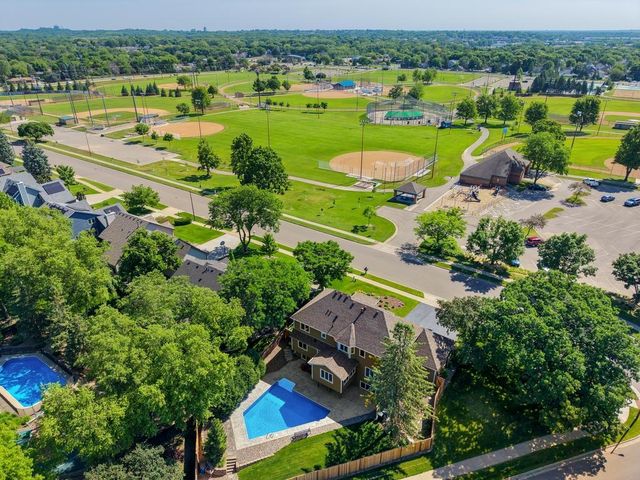 10954 Yukon Avenue S, Bloomington, MN 55438
