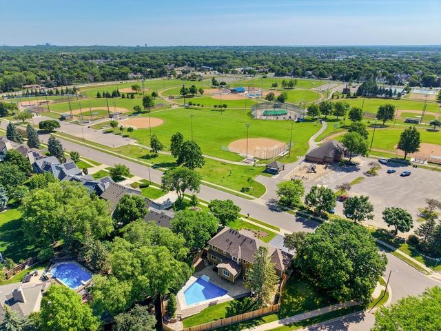 10954 Yukon Avenue S, Bloomington, MN 55438