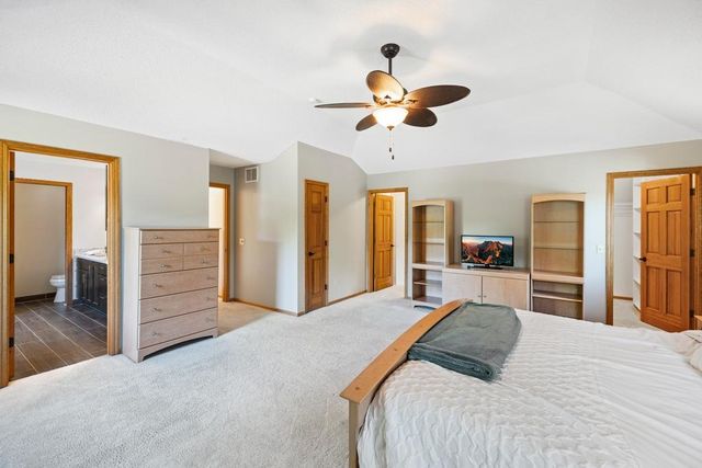10954 Yukon Avenue S, Bloomington, MN 55438
