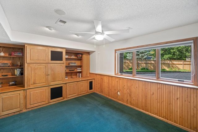 10954 Yukon Avenue S, Bloomington, MN 55438