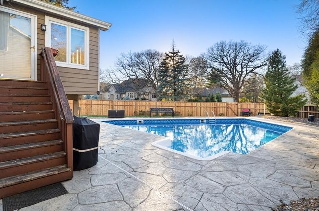10954 Yukon Avenue S, Bloomington, MN 55438