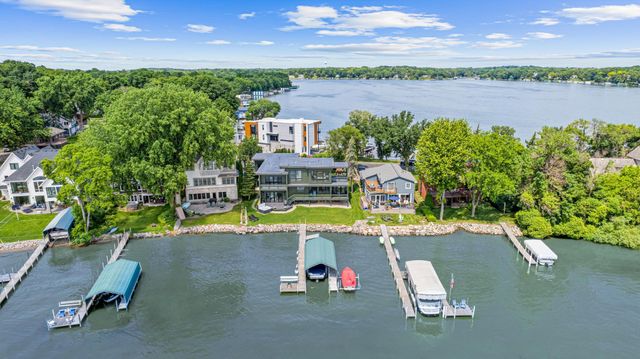 4919 Three Points Boulevard, Mound, MN 55364