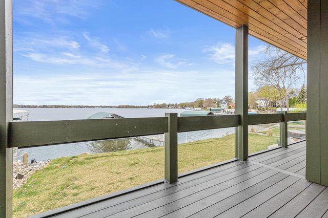 4919 Three Points Boulevard, Mound, MN 55364