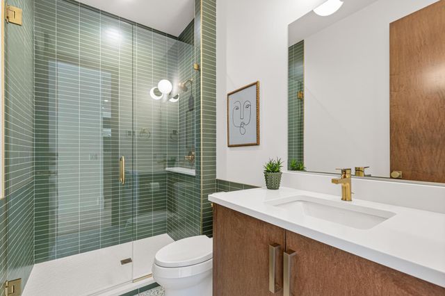 4919 Three Points Boulevard, Mound, MN 55364