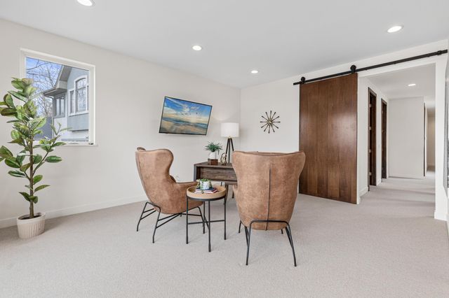 4919 Three Points Boulevard, Mound, MN 55364