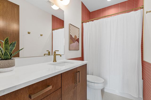 4919 Three Points Boulevard, Mound, MN 55364