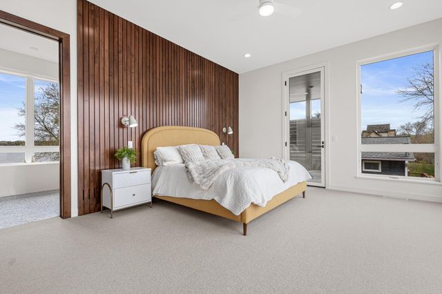 4919 Three Points Boulevard, Mound, MN 55364