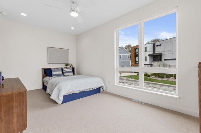 4919 Three Points Boulevard, Mound, MN 55364