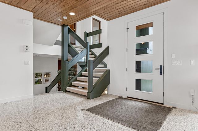 4919 Three Points Boulevard, Mound, MN 55364