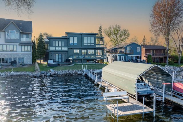 4919 Three Points Boulevard, Mound, MN 55364