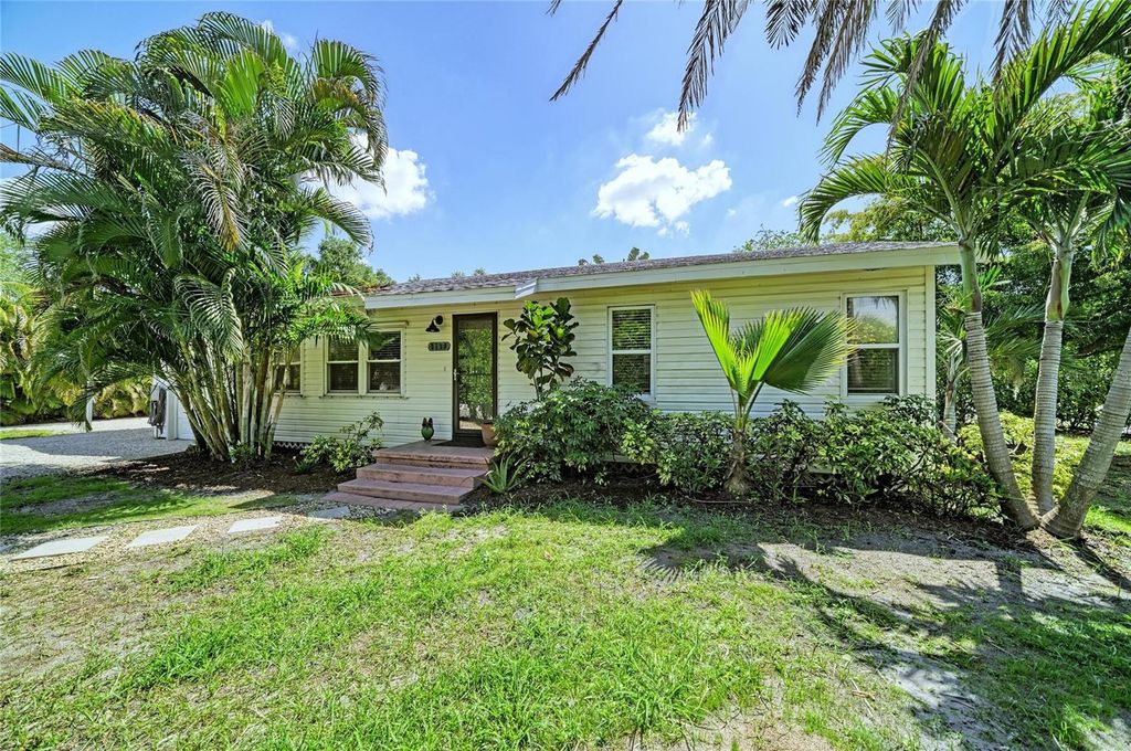 3710 RILMA AVENUE, Sarasota, FL 34234