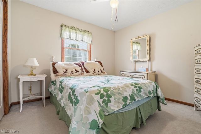 6385 Harbor Drive NW, Canton, OH 44718
