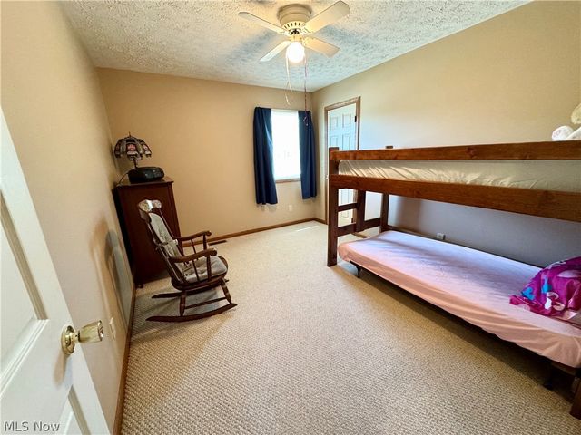6385 Harbor Drive NW, Canton, OH 44718