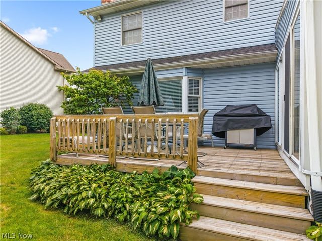 6385 Harbor Drive NW, Canton, OH 44718