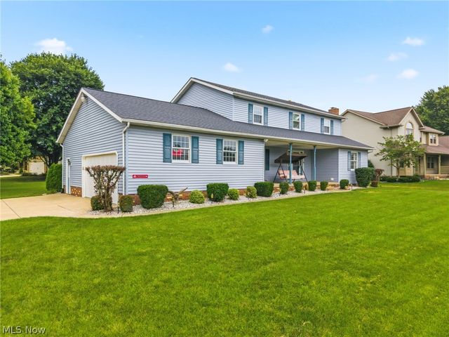 6385 Harbor Drive NW, Canton, OH 44718