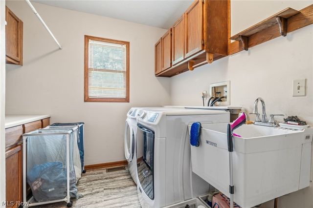 6385 Harbor Drive NW, Canton, OH 44718