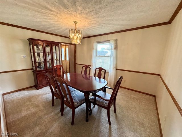 6385 Harbor Drive NW, Canton, OH 44718