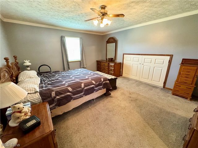 6385 Harbor Drive NW, Canton, OH 44718