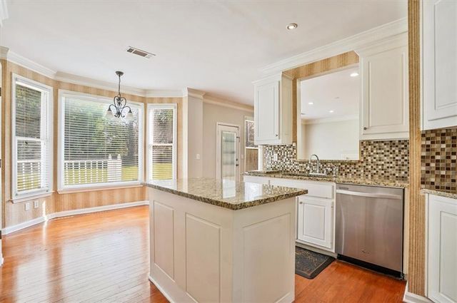 4069 Sweetwater Pkwy, Ellenwood, GA 30294
