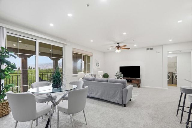 800 S Abel Street 401, Milpitas, CA 95035